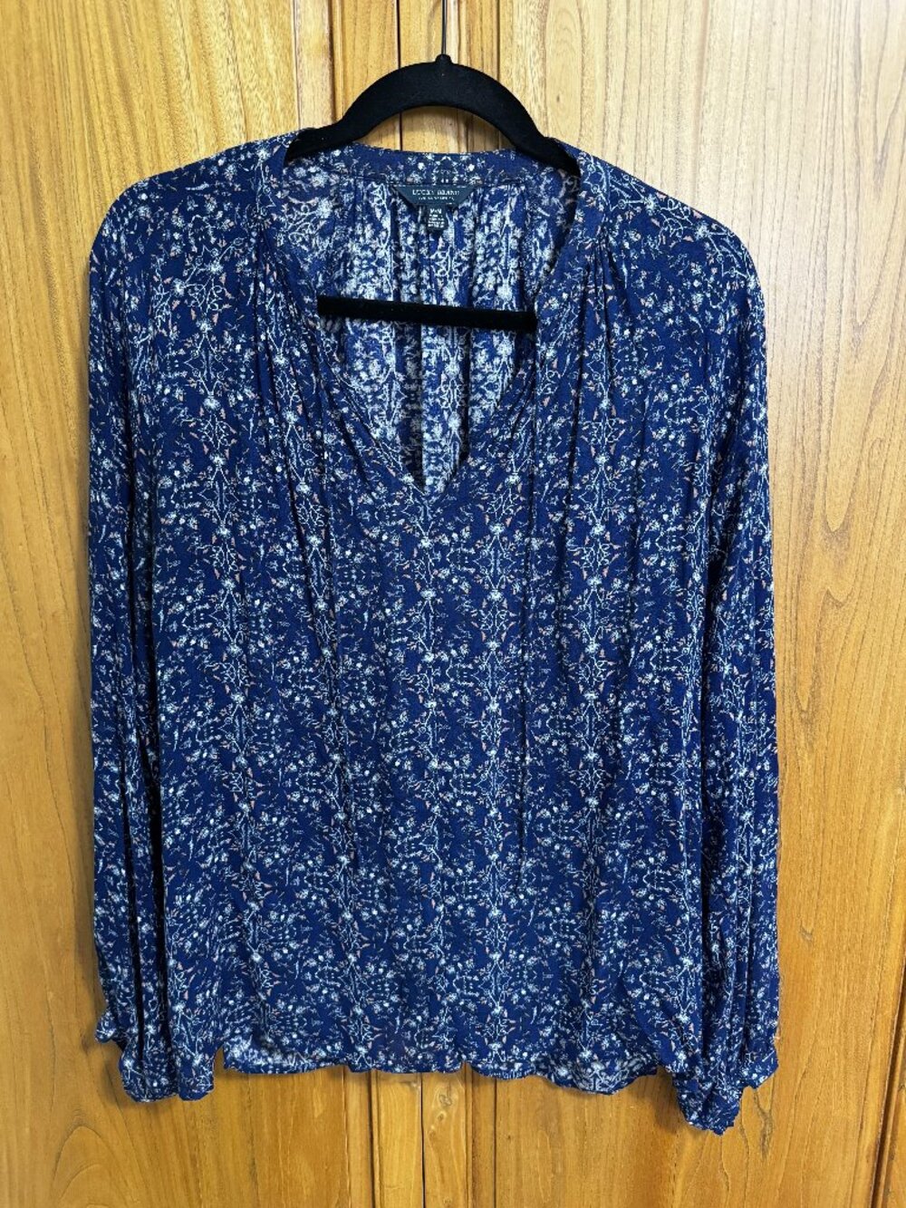 Lucky Brand Blue Floral Peasant Top, Size M
